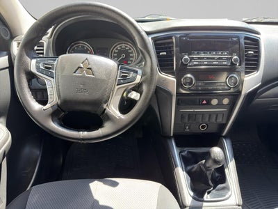 2022 Mitsubishi L200 2.4 GLX 4x2 Mt