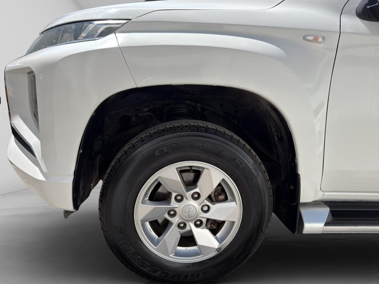 2022 Mitsubishi L200 2.4 GLX 4x2 Mt