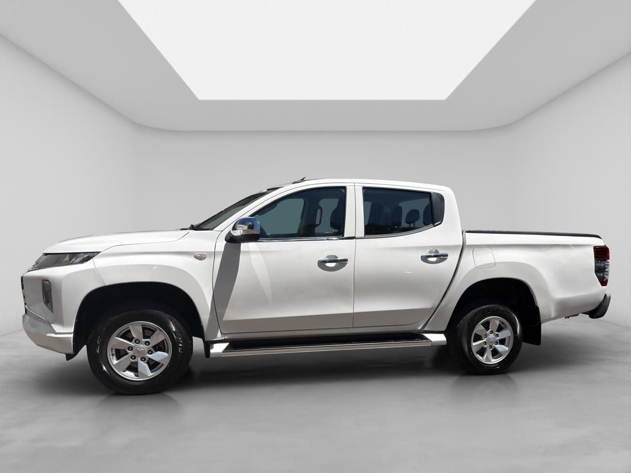 2022 Mitsubishi L200 2.4 GLX 4x2 Mt