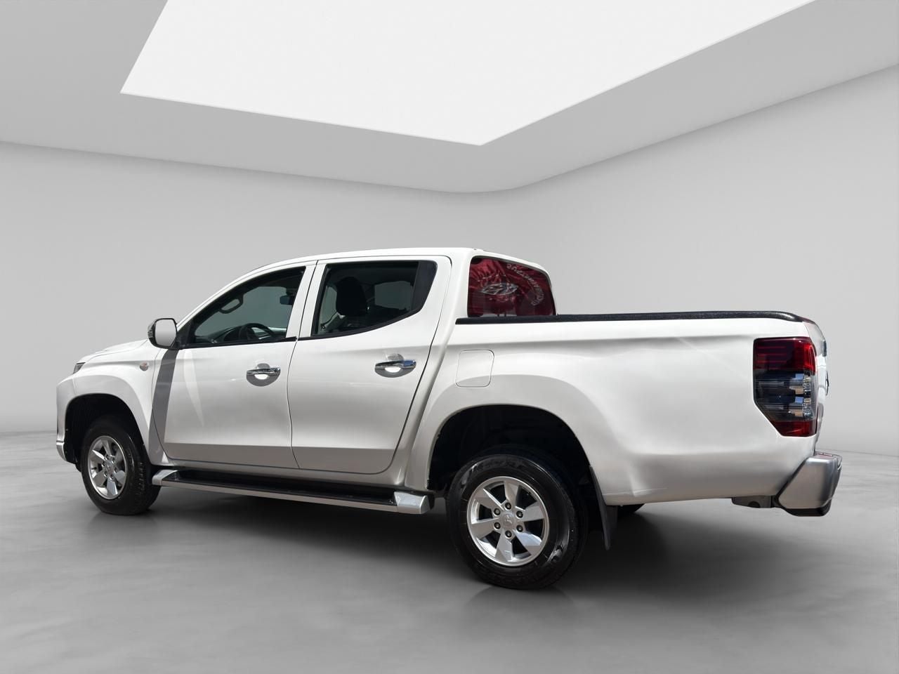 2022 Mitsubishi L200 2.4 GLX 4x2 Mt