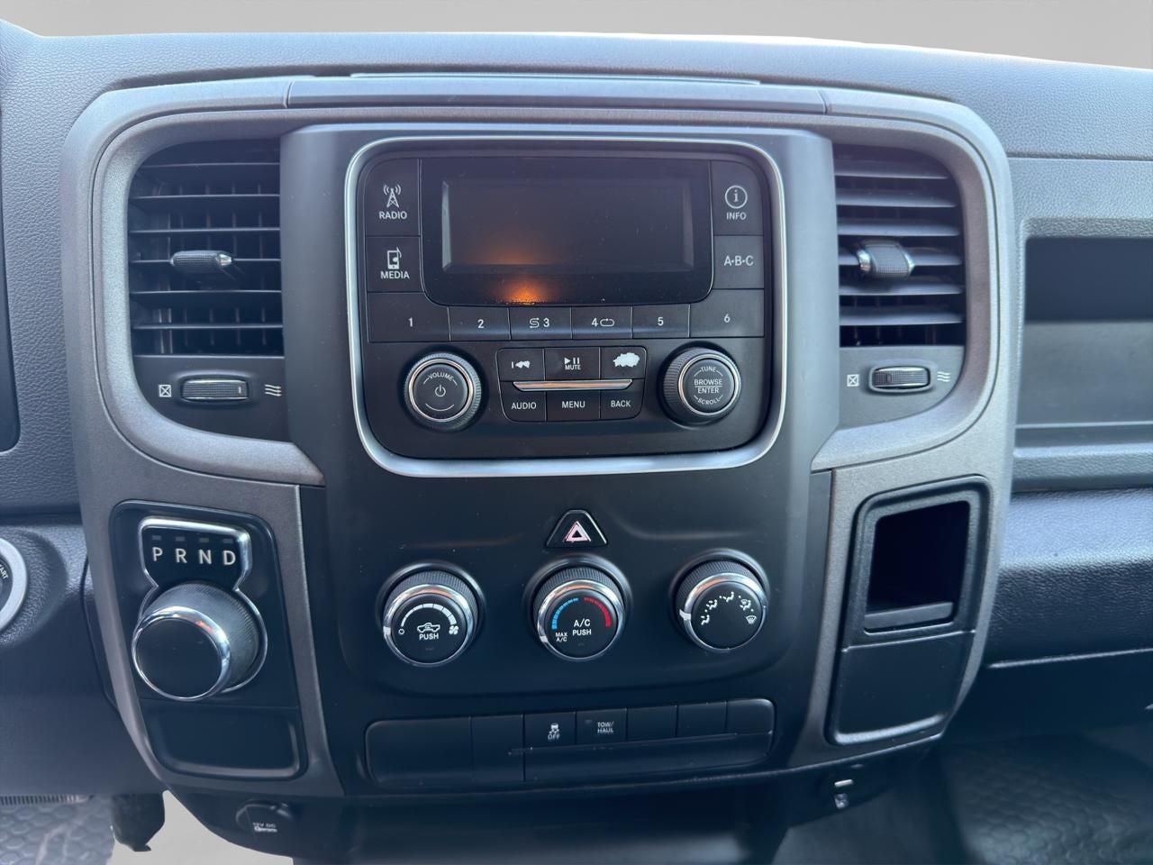 2020 RAM 1500 3.3 V6 XL Cab Regular 4x2 AT