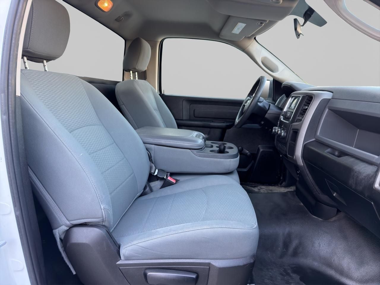 2020 RAM 1500 3.3 V6 XL Cab Regular 4x2 AT