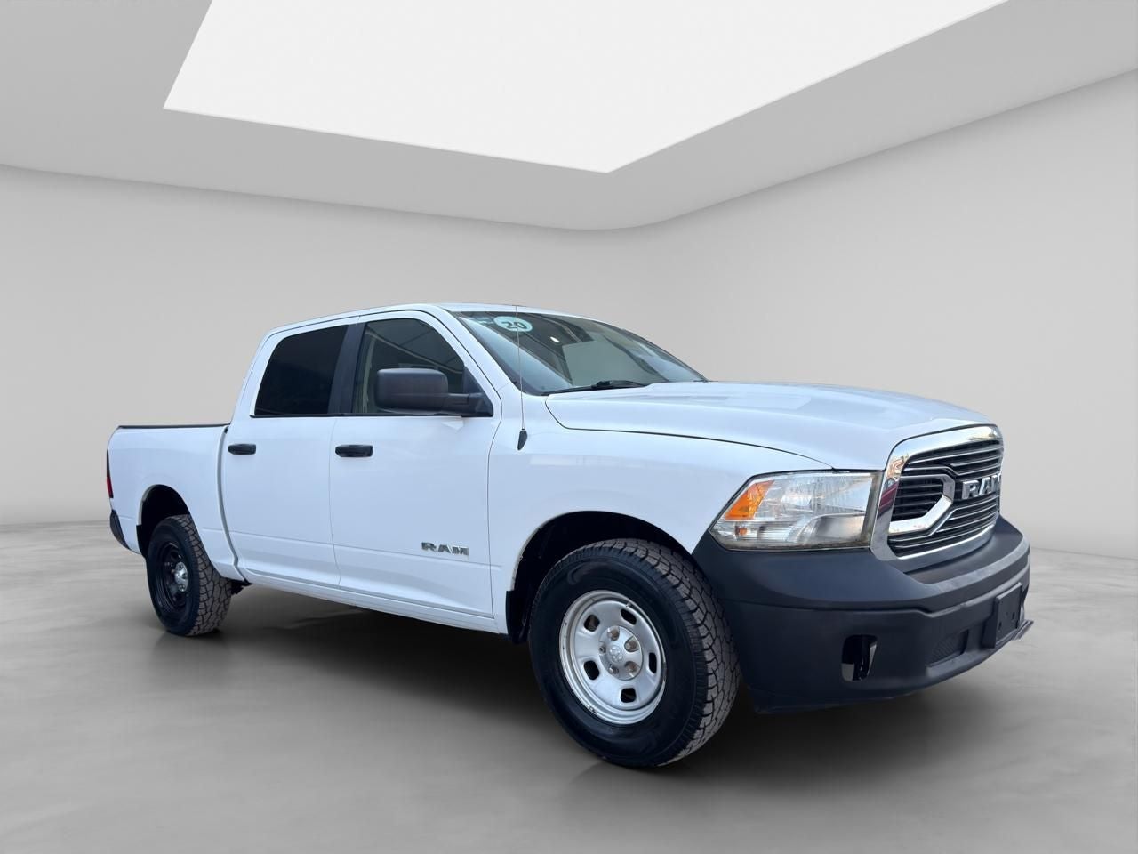 2020 RAM 1500 3.3 V6 XL Crew Cab 4x2 At