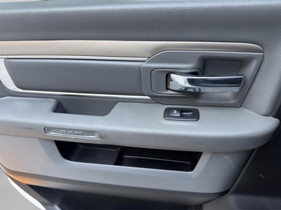 2020 RAM 1500 3.3 V6 XL Crew Cab 4x2 At