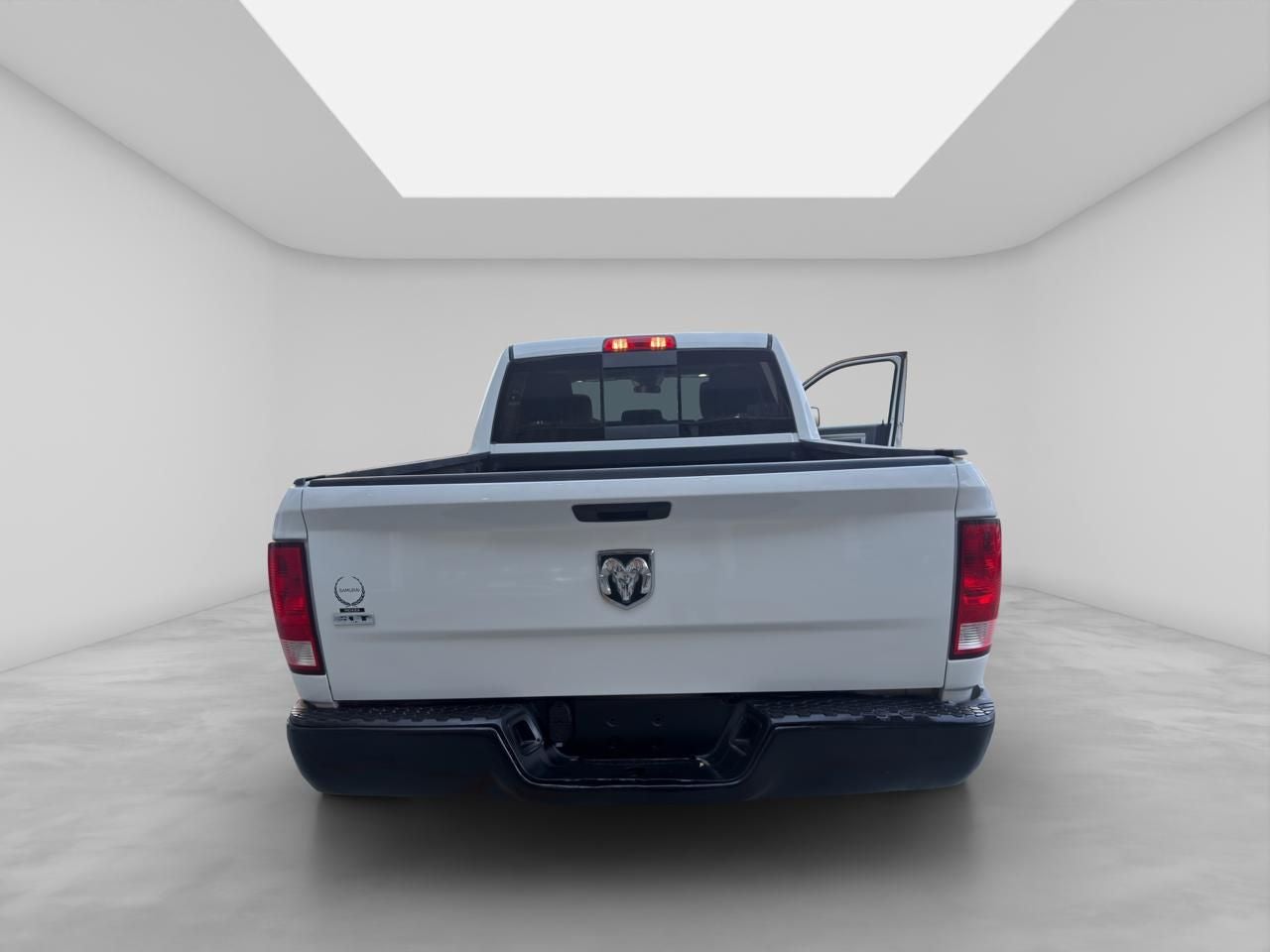 2020 RAM 1500 3.3 V6 XL Crew Cab 4x2 At