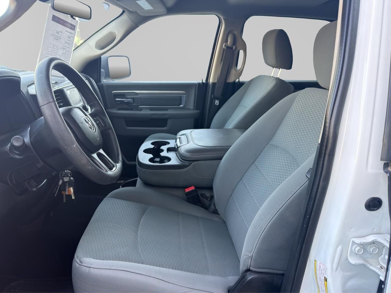 2020 RAM 1500 3.3 V6 XL Crew Cab 4x4 At