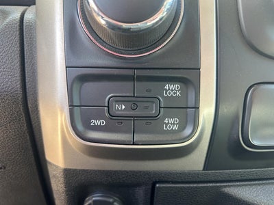 2020 RAM 1500 3.3 V6 XL Crew Cab 4x4 At