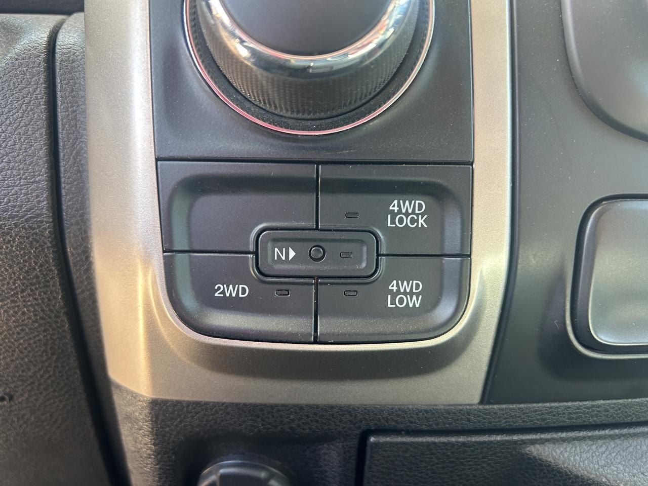 2020 RAM 1500 3.3 V6 XL Crew Cab 4x4 At