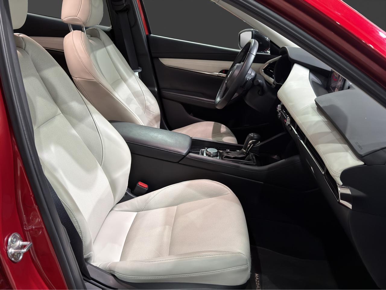 2025 Mazda Mazda 3 2.5 Signature Hb At