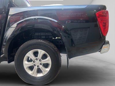 2019 Nissan NP300 Frontier 2.5 LE Ac Doble Cabina Mt