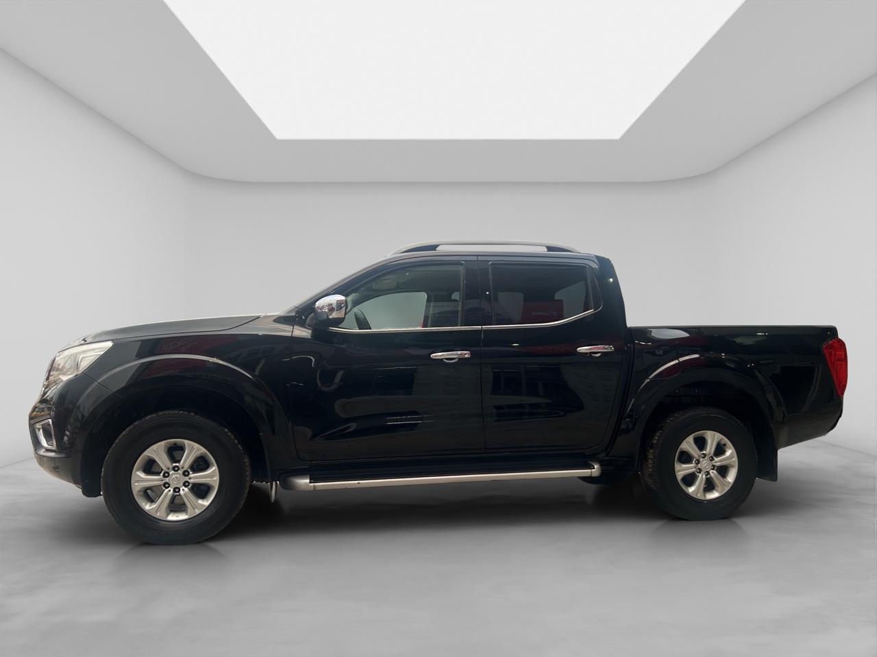 2019 Nissan NP300 Frontier 2.5 LE Ac Doble Cabina Mt