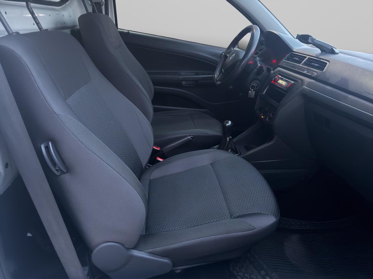 2022 Volkswagen Saveiro 1.6 Robust Mt