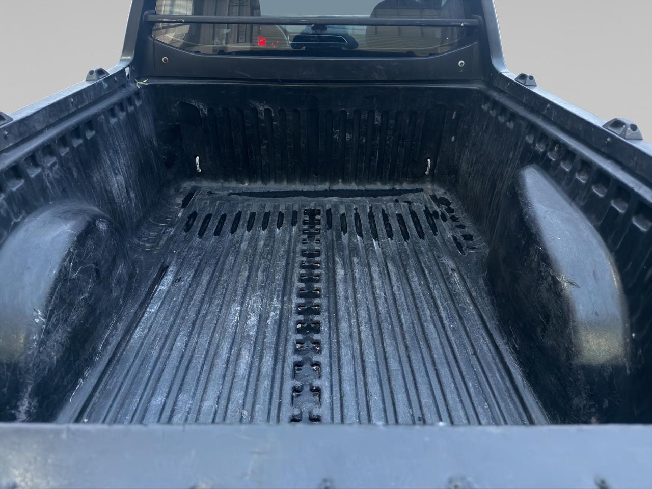 2022 Volkswagen Saveiro 1.6 Robust Mt