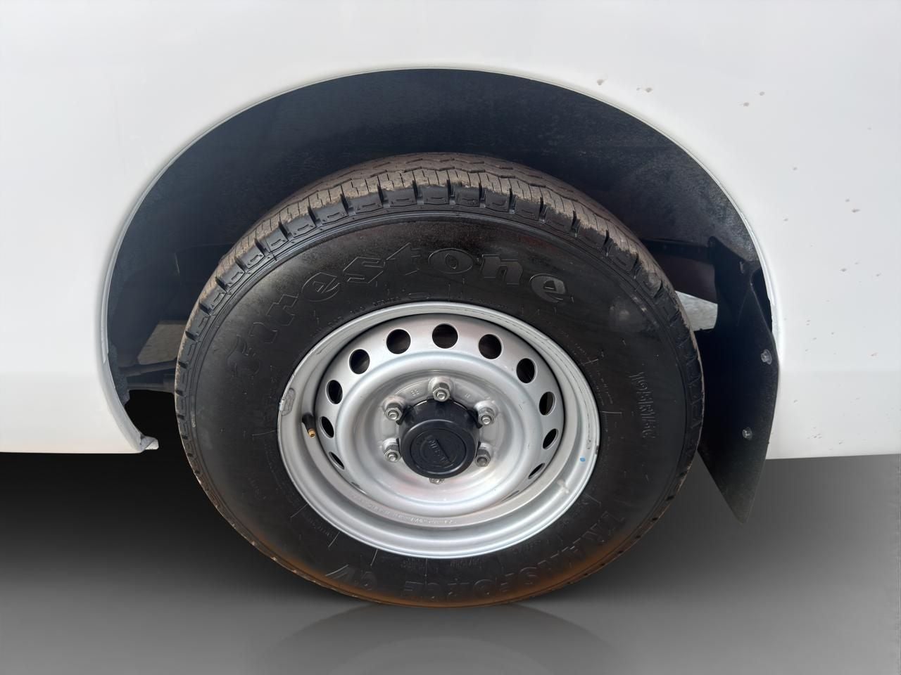2023 Nissan Urvan 2.5 Panel Amplia AA Mt