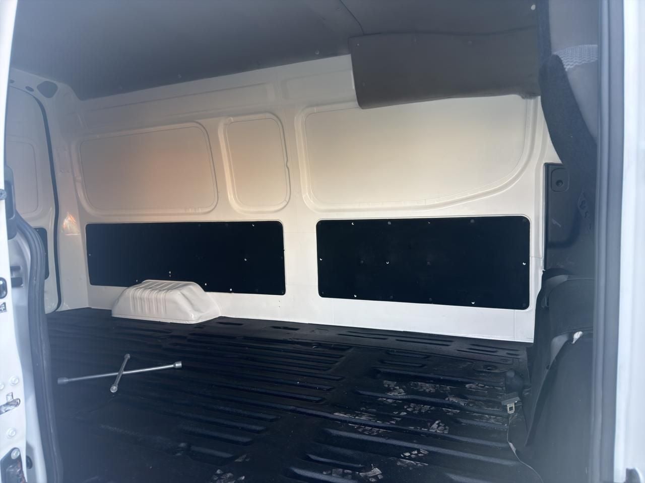 2023 Nissan Urvan 2.5 Panel Amplia AA Mt