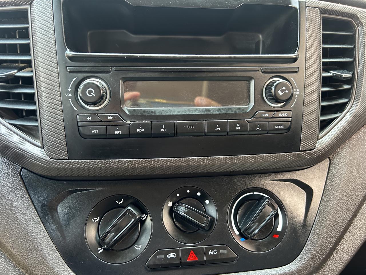 2023 Chevrolet Tornado 1.5 Van Cargo Ls Mt