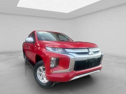 2023 Mitsubishi L200 2.4 Glx Cabina Doble 4x2 Mt