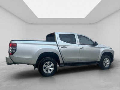 2023 Mitsubishi L200 2.4 Glx Cabina Doble 4x2 Mt