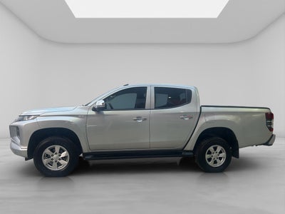 2023 Mitsubishi L200 2.4 Glx Cabina Doble 4x2 Mt