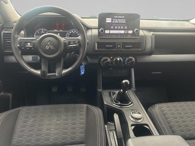 2025 Mitsubishi L200 2.4 Glx Cabina Doble 4x4 Diesel Mt