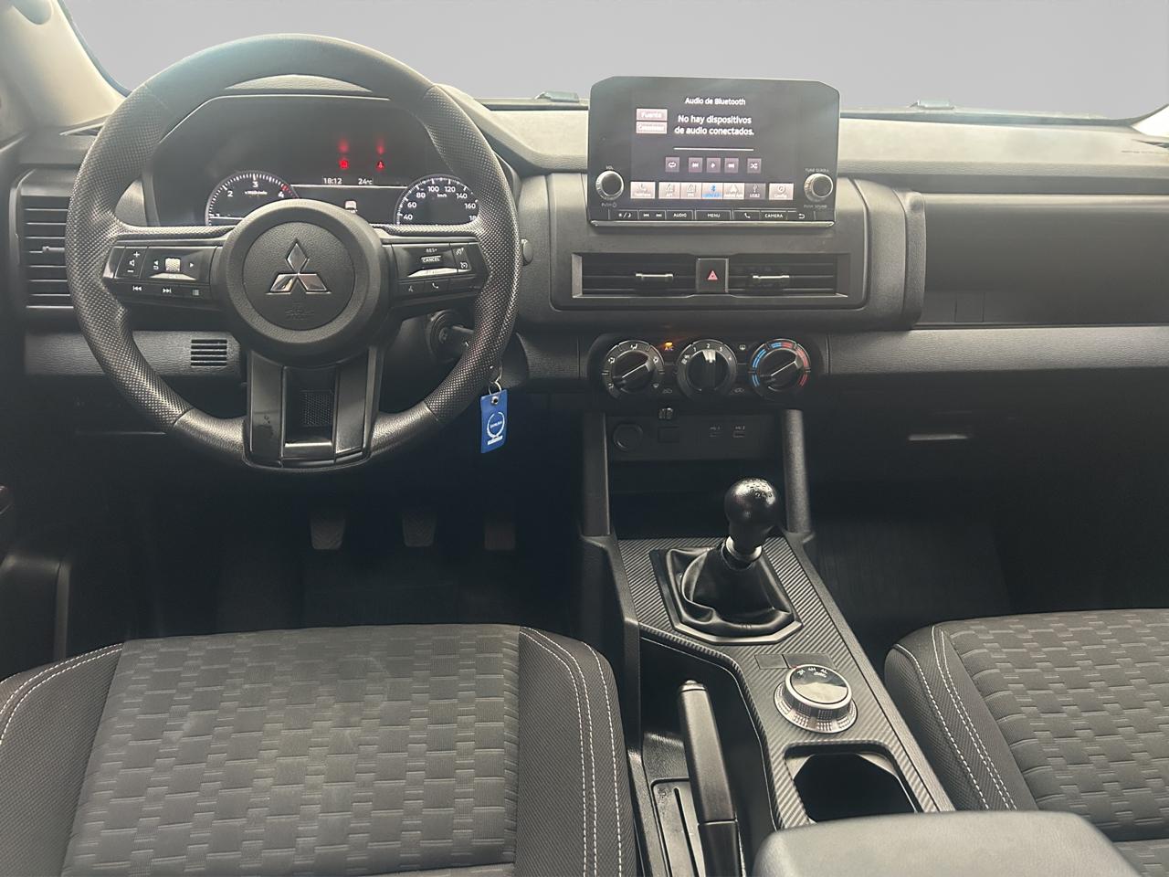 2025 Mitsubishi L200 2.4 Glx Cabina Doble 4x4 Diesel Mt