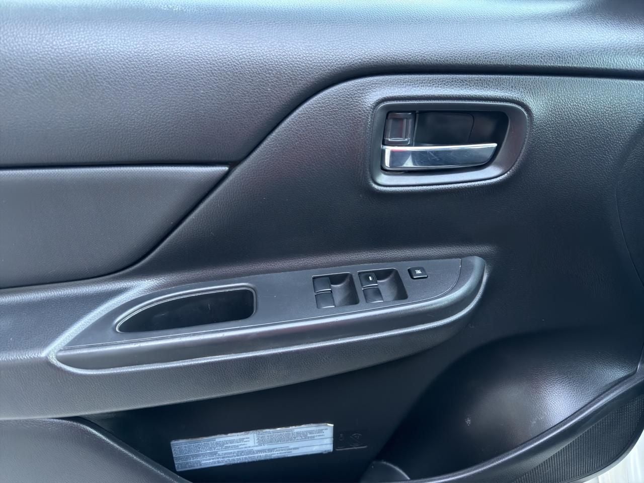 2020 Mitsubishi L200 2.4 Glx Cabina Doble 4x4 Diesel Mt