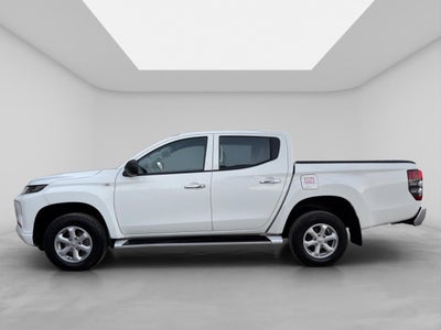 2020 Mitsubishi L200 2.4 Glx Cabina Doble 4x4 Diesel Mt