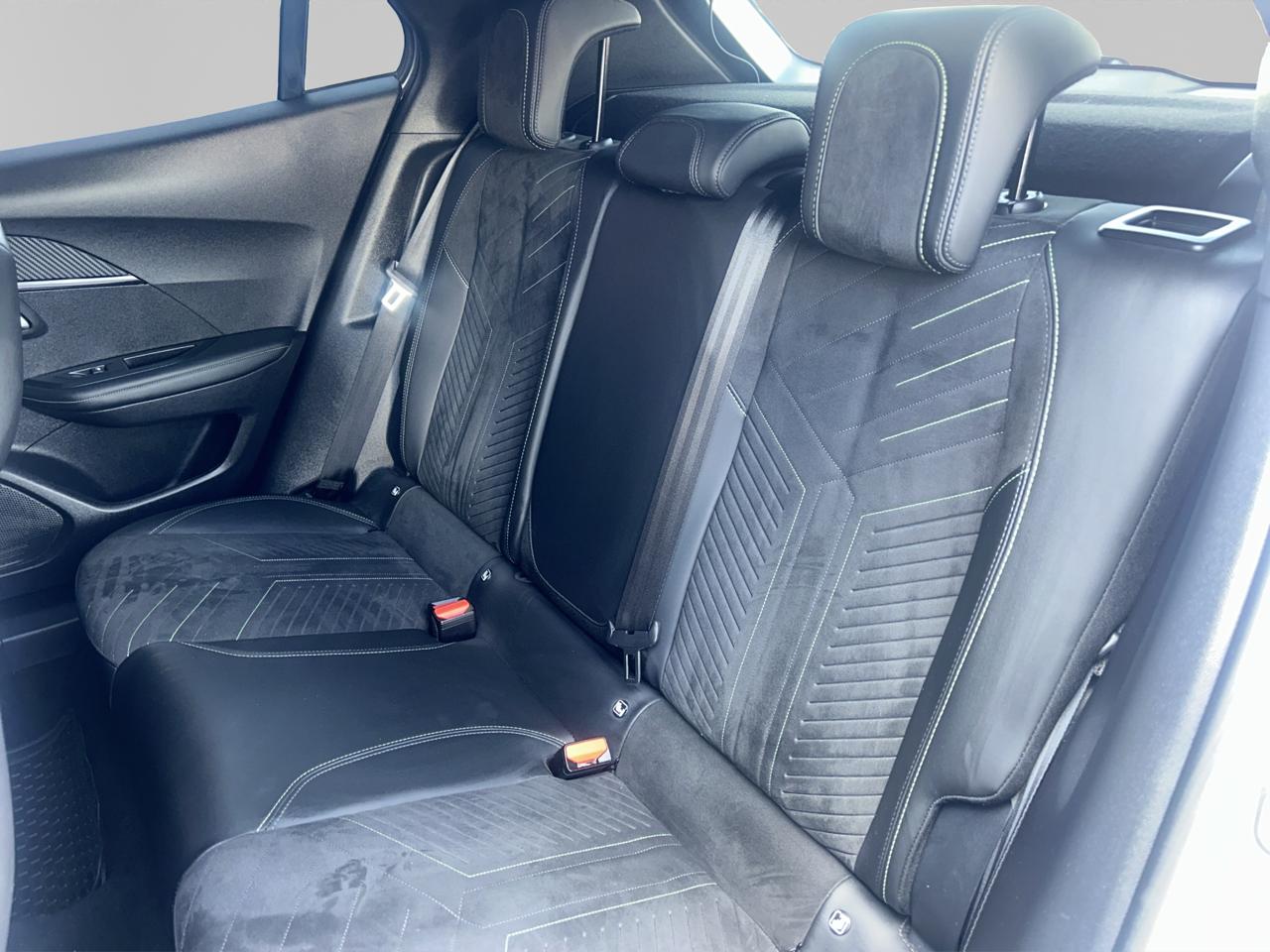 2024 Peugeot 2008 1.2 Gt At