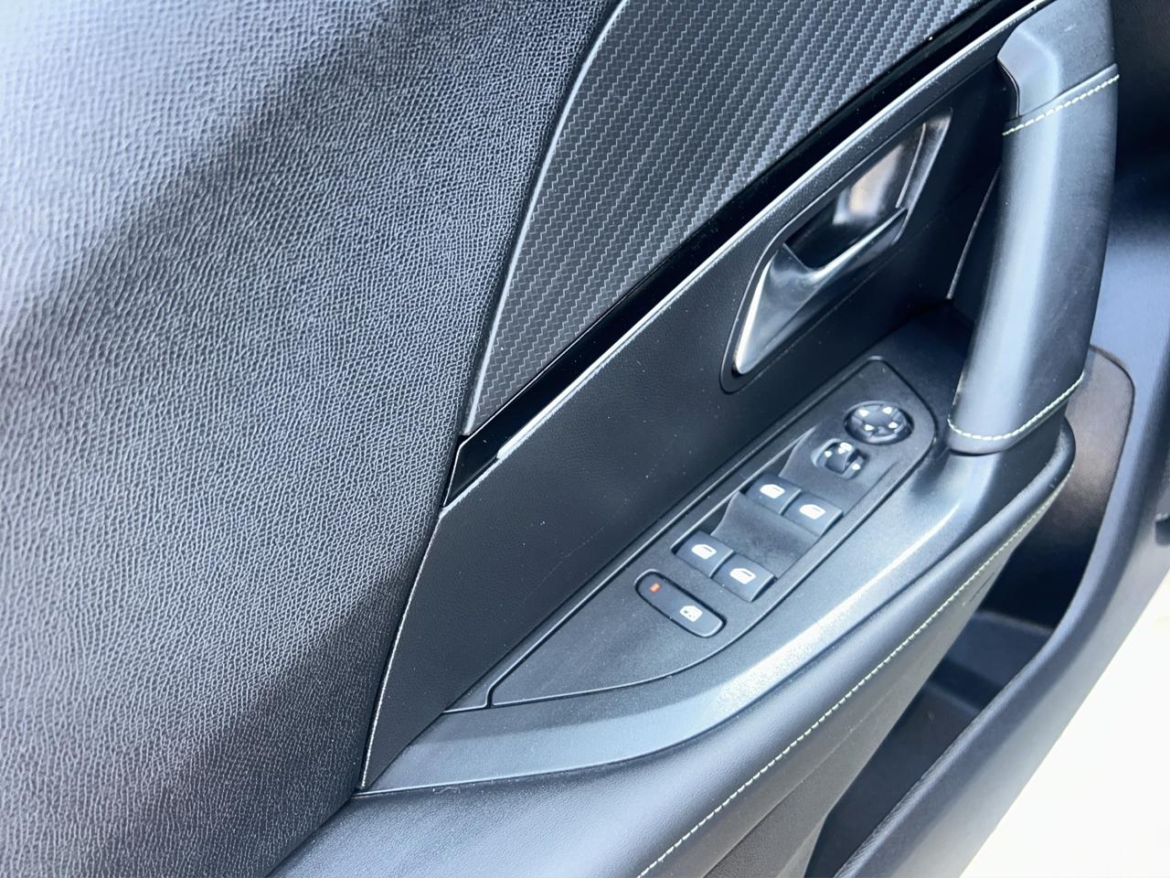 2024 Peugeot 2008 1.2 Gt At