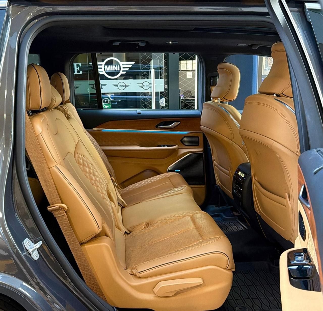 2023 Jeep Grand Cherokee 5.7 V8 L Summit 4x4 At