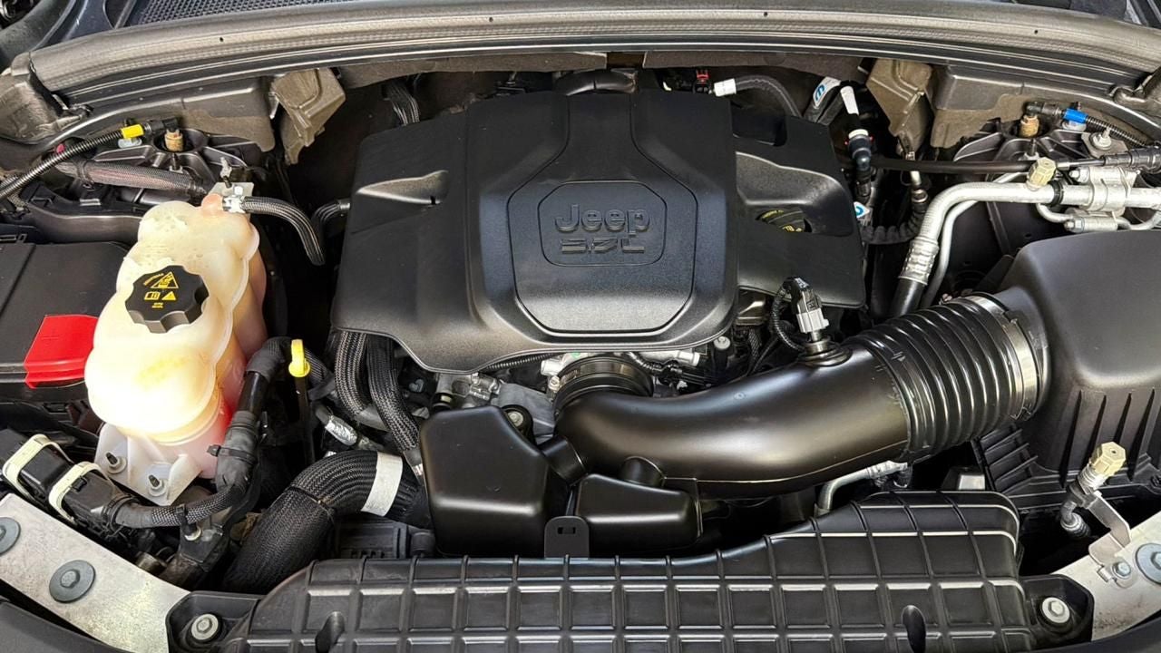 2023 Jeep Grand Cherokee 5.7 V8 L Summit 4x4 At