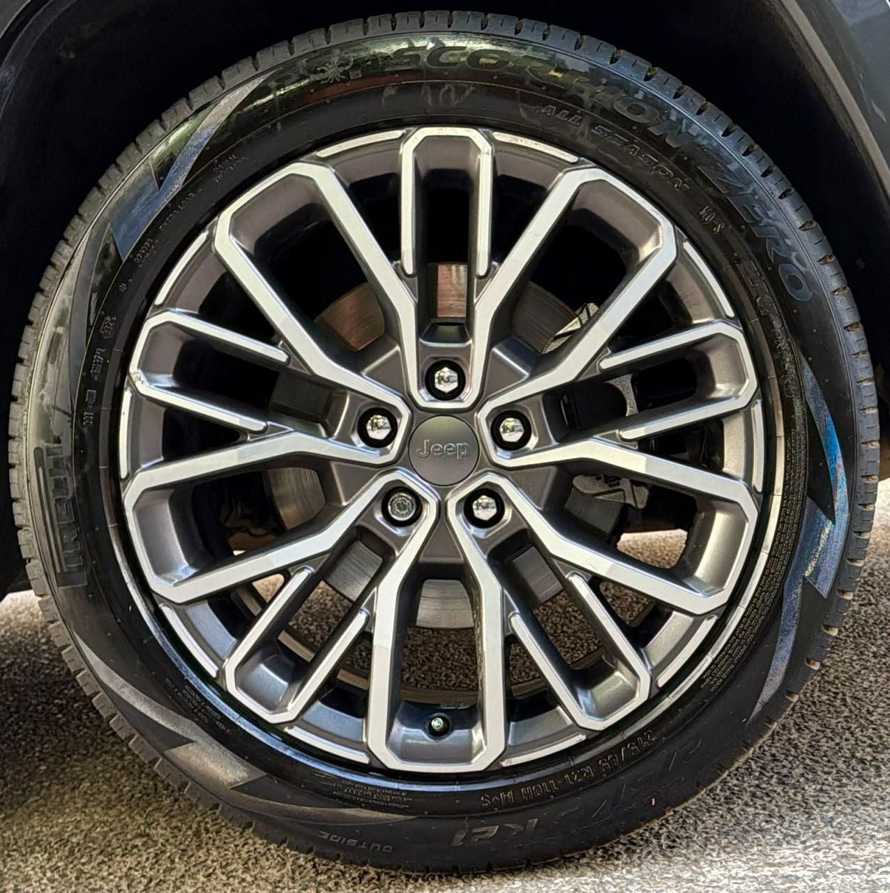 2023 Jeep Grand Cherokee 5.7 V8 L Summit 4x4 At