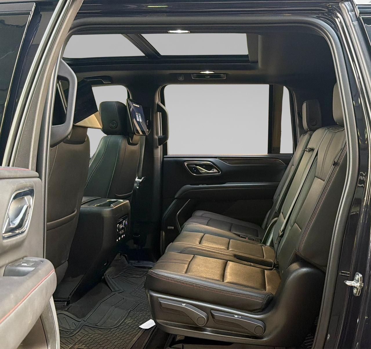 2023 Chevrolet Suburban 5.3 V8 RST At