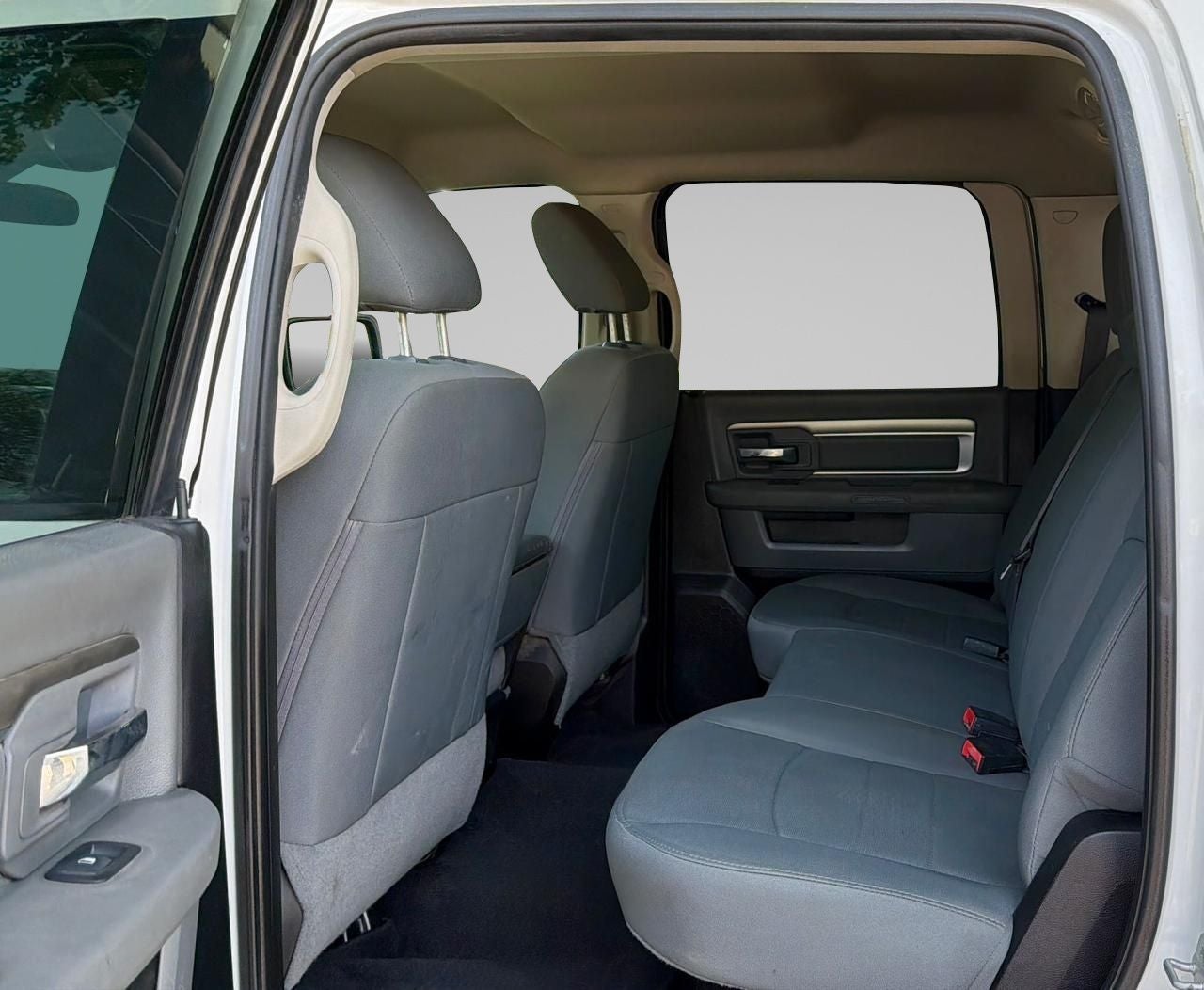 2020 RAM 1500 3.3 V6 XL Crew Cab 4x2 At