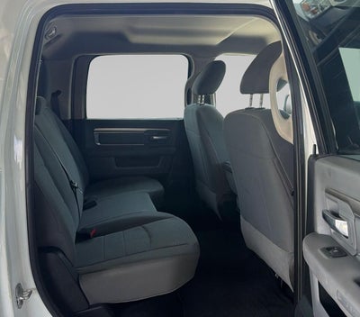 2020 RAM 1500 3.3 V6 XL Crew Cab 4x2 At