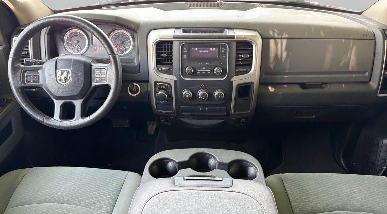 2020 RAM 1500 3.3 V6 XL Crew Cab 4x2 At