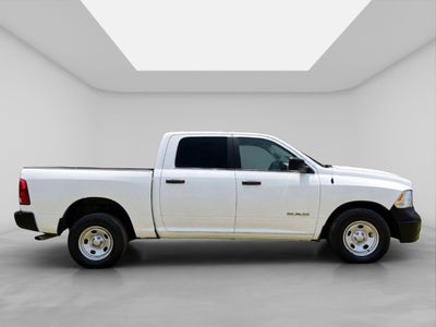 2020 RAM 1500 3.3 V6 XL Crew Cab 4x2 At
