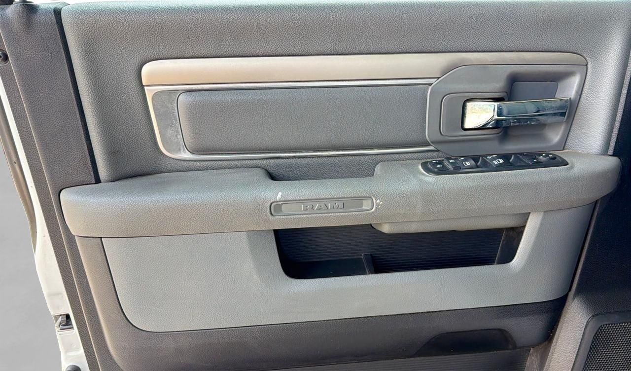 2020 RAM 1500 3.3 V6 XL Crew Cab 4x2 At
