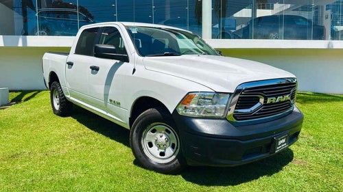2020 RAM 1500 3.6 V6 Crew Cab SLT At