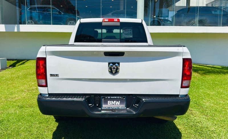 2020 RAM 1500 3.6 V6 Crew Cab SLT At