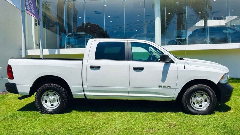 2020 RAM 1500 3.6 V6 Crew Cab SLT At