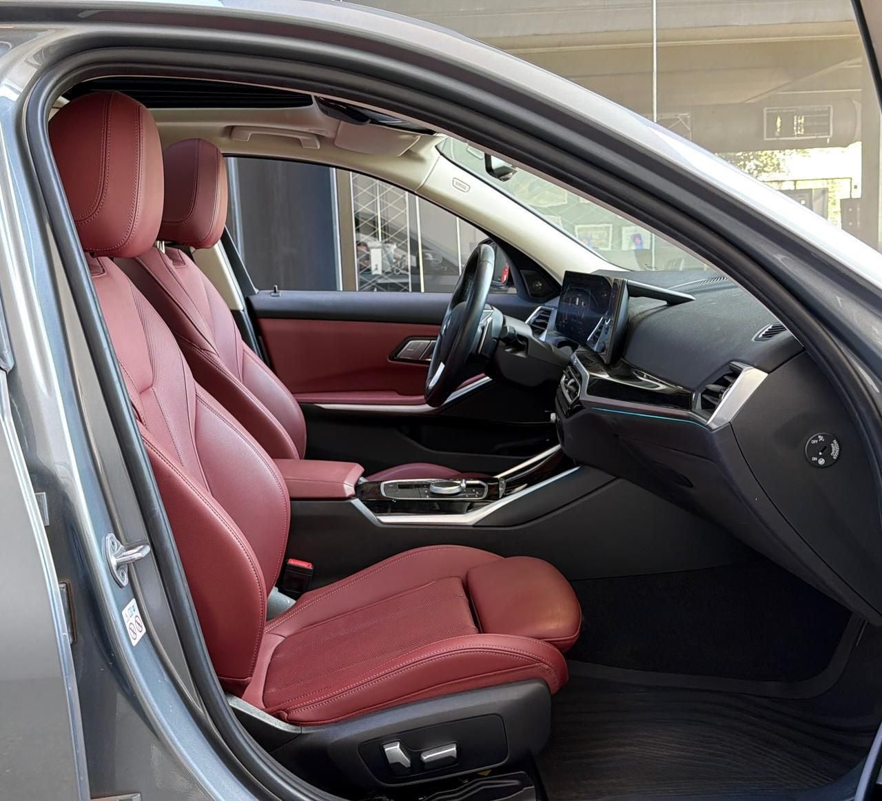 2024 BMW Serie 3 2.0 330e At