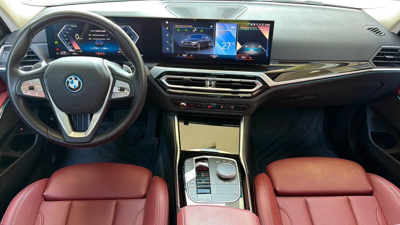 2024 BMW Serie 3 2.0 330e At