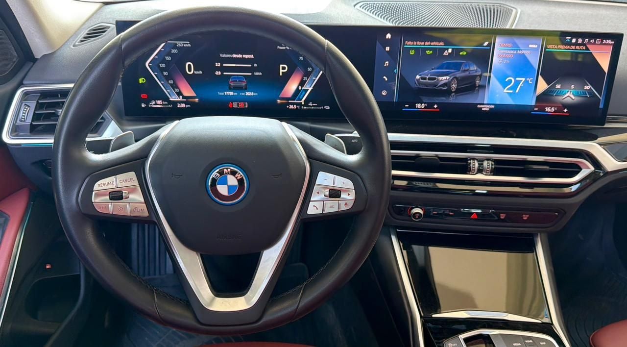 2024 BMW Serie 3 2.0 330e At