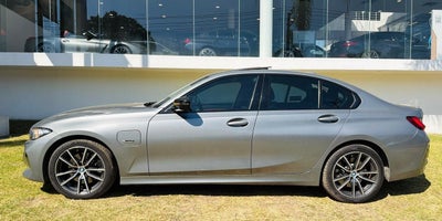 2024 BMW Serie 3 2.0 330e At