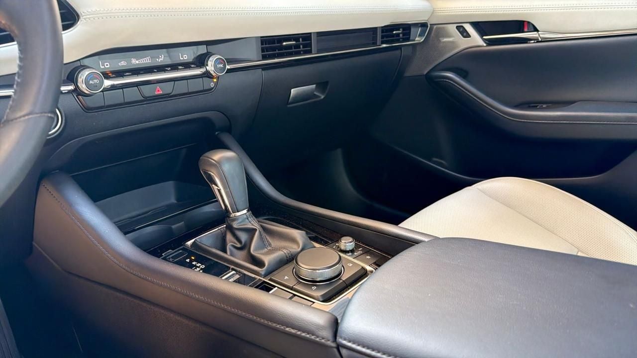 2025 Mazda Mazda 3 2.5 Signature Hb At