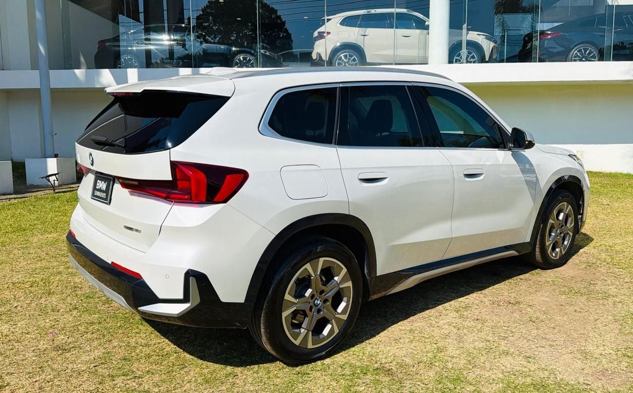 2025 BMW X1 1.5 sDrive18i At