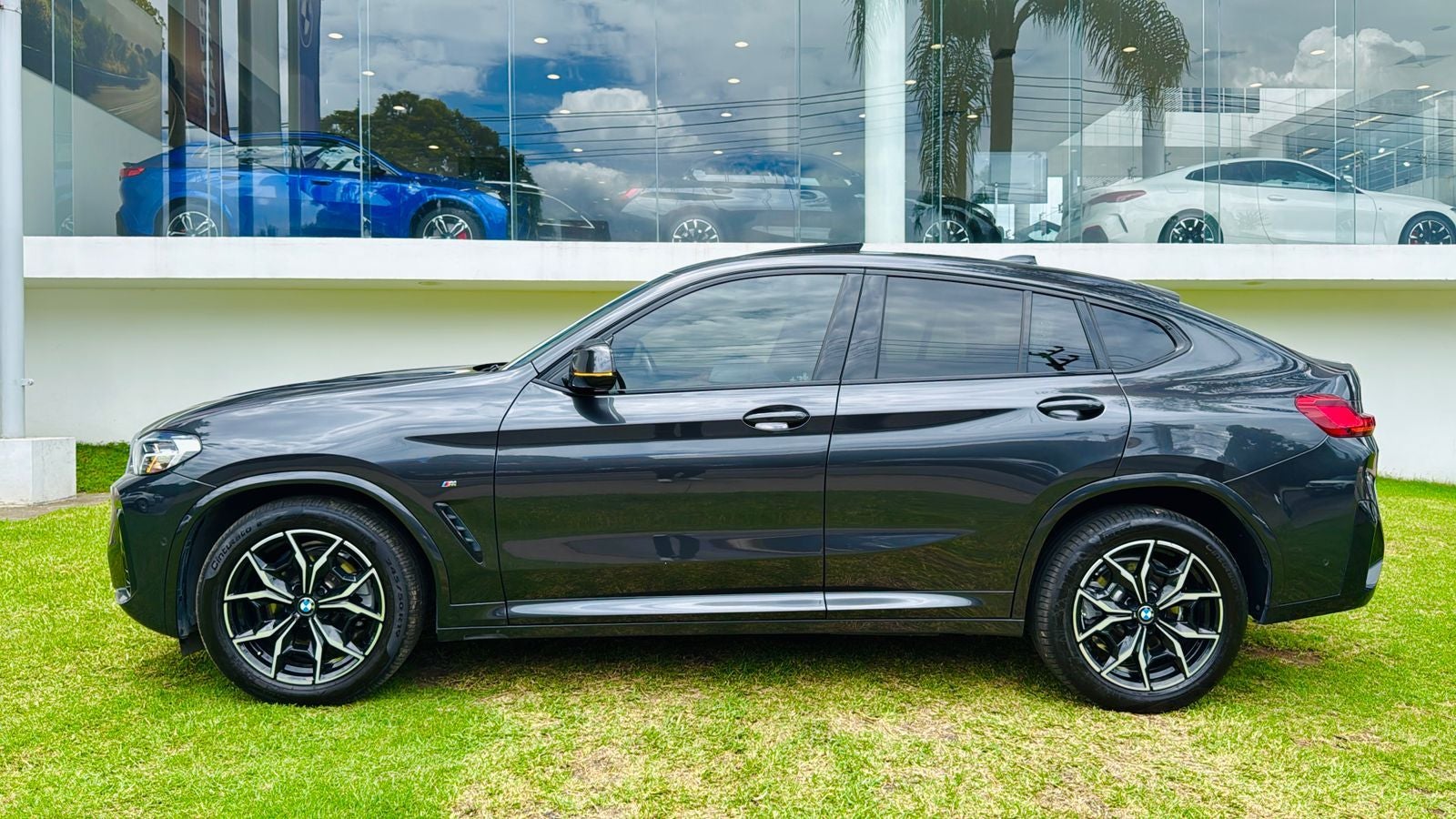 2025 BMW X4 2.0 xDrive30i At