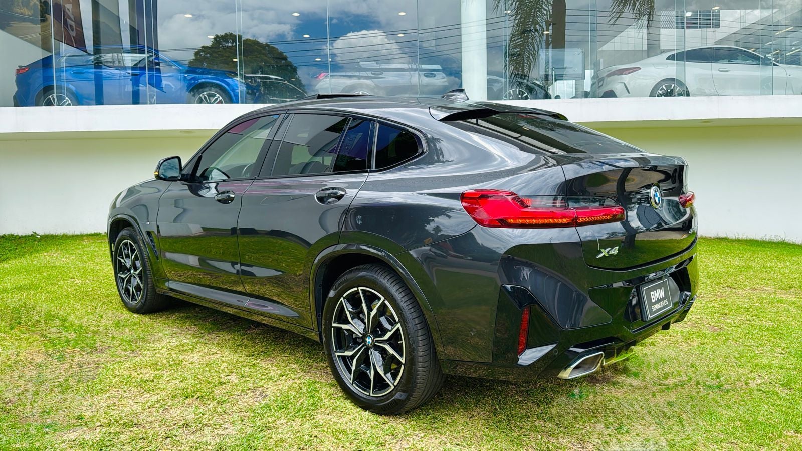2025 BMW X4 2.0 xDrive30i At