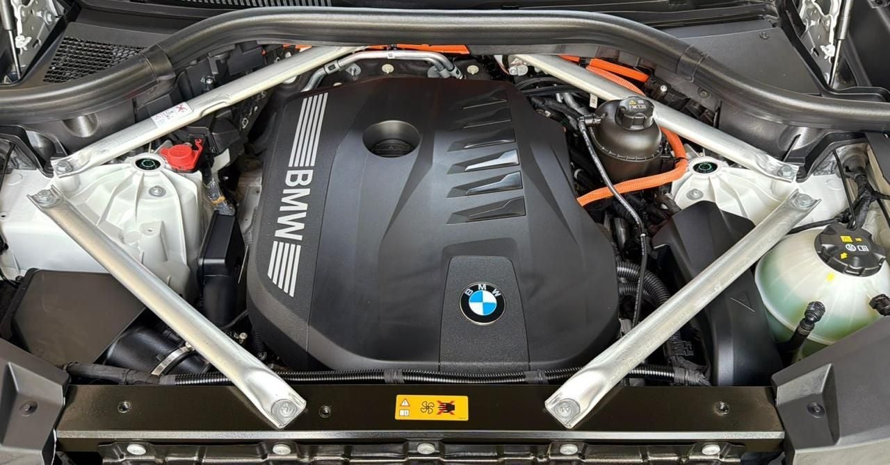 2025 BMW X5 3.0 xDrive50e Phev At